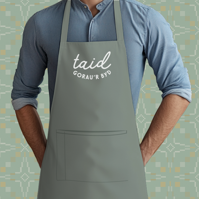 Taid Gorau Apron