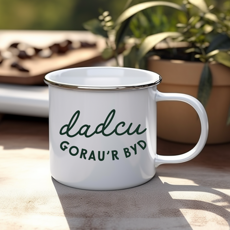 Dadcu Gorau Enamel Camping Mug